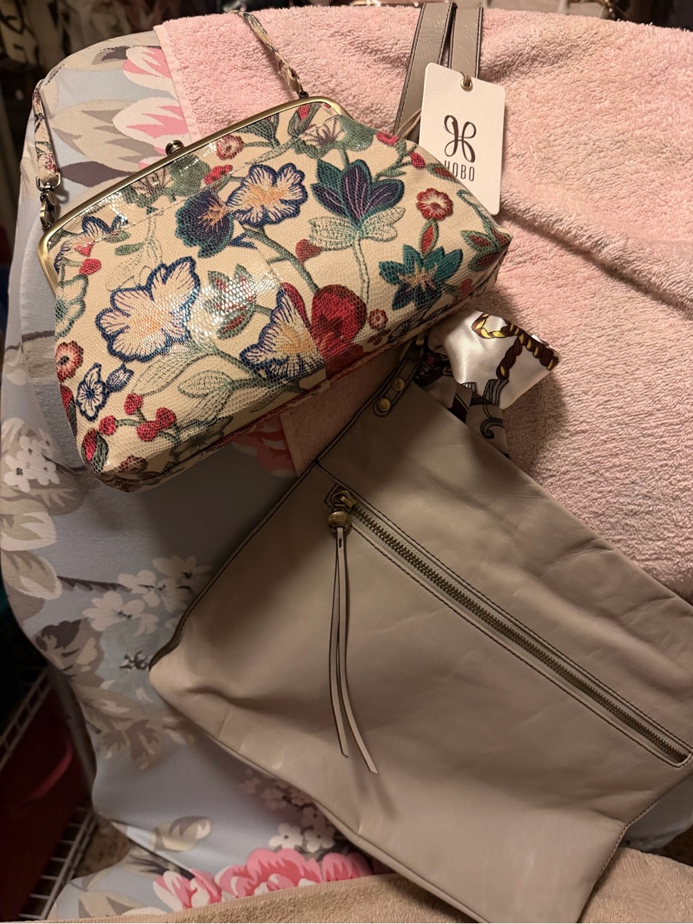 HOBO Floral Embroidered Frame Hobo Bag - Cream Multicolor - Picture 2 of 3